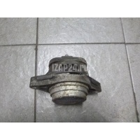 Опора двигателя правая Land Rover Range Rover III (LM) (2002 - 2012) KKB000280