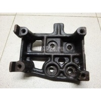 Кронштейн кондиционера Hyundai-Kia RIO (2000 - 2005) 0K30C15810A
