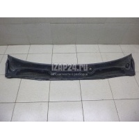 Решетка стеклооч. (планка под лобовое стекло) Renault Megane III (2009 - 2016) 668110003R
