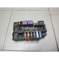 Блок предохранителей Renault Vel Satis (2002 - 2009) 8200064071