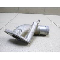 Фланец двигателя системы охлаждения Nissan Navara (D40) (2005 - 2015) 11060EB300