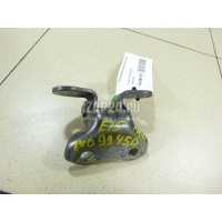 Петля двери передней правой нижняя Toyota CT 200H (2011 - ) 6873012120