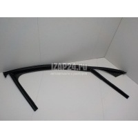 Уплотнитель стекла двери Mercedes Benz W205 2014 2057254600
