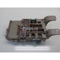 Блок предохранителей Toyota Corolla E12 (2001 - 2007) 8273002040