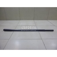 Накладка стекла заднего правого Land Rover Freelander 2 (2007 - 2014) LR001737