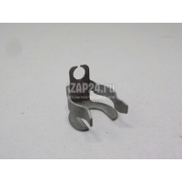 Крепеж форсунки Renault Kangoo 2008 8200584556