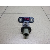 Петля двери багажника Land Rover Discovery III (2004 - 2009) BHB780021