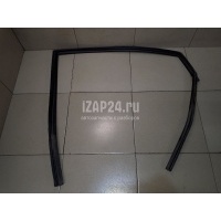 Уплотнитель стекла двери Nissan Teana J32 (2008 - 2013) 82331JN21A