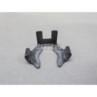 Крепеж форсунки Renault Clio II/Symbol (1998 - 2008) 7700106588