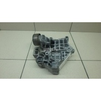 Кронштейн генератора Land Rover Discovery III (2004 - 2009) YLU500151