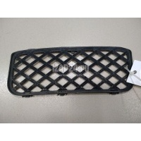 Решетка в бампер правая VAG Touareg (2002 - 2010) 7L68536779B9
