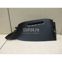 Накладка (кузов внутри) Nissan Tiida (C11) (2007 - 2014) 68135-el00a