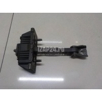 Ограничитель двери Toyota Avensis II (2003 - 2008) 6861005040