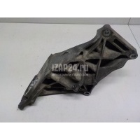 Кронштейн генератора Land Rover Discovery III (2004 - 2009) YLU500590