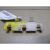 Направляющая заднего бампера правая Nissan Note (E11) (2006 - 2013) 852289U000