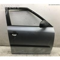 Дверь боковая Перед. Правая Skoda Fabia mk2 (5J) 2009 5J6831056