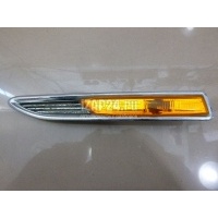 Повторитель на крыло левый желтый Ford Mondeo IV (2007 - 2015) 7S7113K354BF