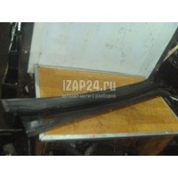 Решетка стеклооч. (планка под лобовое стекло) Ford Ranger (2006 - 2012) 1461628