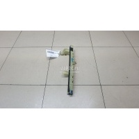 Направляющая стекла двери Chrysler Cherokee (KL) 2013 68227426AA