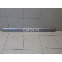 Молдинг передней правой двери Nissan Patrol (Y61) (1997 - 2009) 80870VB001