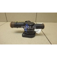Фланец двигателя системы охлаждения VAG Altea (2004 - 2015) 06A121132AG