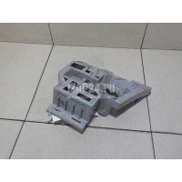 Кронштейн форсунки омывателя фары VAG Octavia (A7) (2013 - 2020) 5E0807055