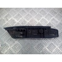 Кронштейн переднего бампера правый Skoda Superb (2002-2008) 2005 3U0807184