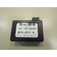 Датчик дождя Land Rover Discovery III (2004 - 2009) YDB500290