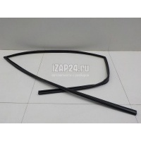 Уплотнитель стекла двери Mitsubishi Grandis (NA#) (2004 - 2010) MR959643