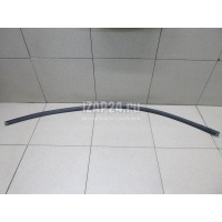 Уплотнитель лобового стекла Mercedes Benz W204 (2007 - 2015) 2046710520