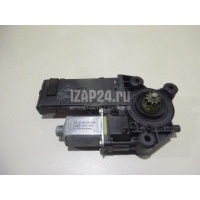 Моторчик стеклоподъемника Renault Megane III (2009 - 2016) 807310596R