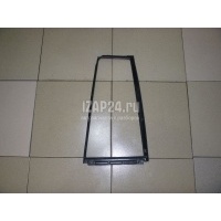 Уплотнитель форточки правой Toyota Highlander II (2007 - 2013) 6818848040