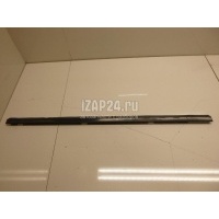 Накладка стекла заднего правого Nissan Primera P11E (1996 - 2002) 828202F000
