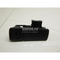 Ручка бардачка Nissan Primera P11E (1996 - 2002) 686302F010