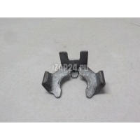 Крепеж форсунки Renault Clio II/Symbol (1998 - 2008) 7700106588