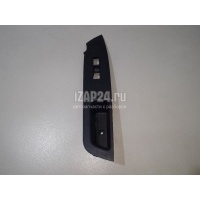 Накладка блока управления стеклоподъемниками Hyundai-Kia Sorento (XM) (2009 - ) 935772P000VA