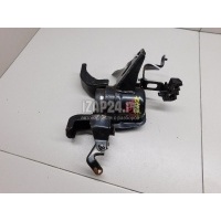 Опора двигателя правая Toyota CT 200H (2011 - 2018) 1230537160