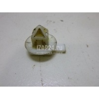 Крепеж (клоп) Toyota RAV 4 (2000 - 2005) 9046709213
