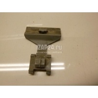 Крепеж (клоп) VAG A6 [C4] (1994 - 1997) 4A0853825G