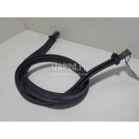 Уплотнитель капота Chrysler Grand Cherokee (WK2) (2010 - ) 68048708AD