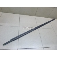 Накладка стекла переднего правого Toyota CorollaVerso (2004 - 2009) 7571064010