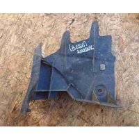Дефлектор радиатора Volkswagen Amarok (2H) 2009 - наст. время 2011 2H0121329