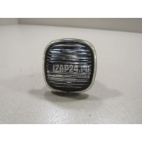 Повторитель на крыло белый VAG Fabia (1999 - 2007) 1U0949127B