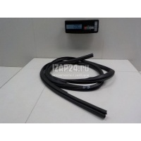 Уплотнитель двери Mitsubishi ASX 2010 5725A266