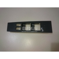 Накладка блока управления стеклоподъемниками Nissan Teana J31 (2003 - 2008) 809617W30A