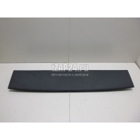 Обшивка двери багажника Renault Megane III (2009 - 2016) 909040024R
