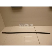 Накладка стекла заднего правого Renault Megane III (2009 - 2016) 828200140R