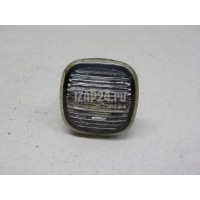 Повторитель на крыло белый VAG Fabia (1999 - 2007) 1U0949127B