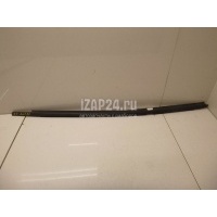 Накладка стекла заднего левого Toyota Yaris (2005 - 2011) 682300D050