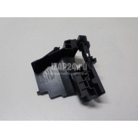 Кронштейн ручки Mercedes Benz W205 2014 2057230714